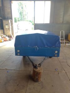 Тент на прицеп, тент на прицем для авто, полог на прицеп, изготовление тента для прицепа, тенты на прицепы для легковых авто, прицеп с тентом