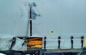 Ремонт тентов